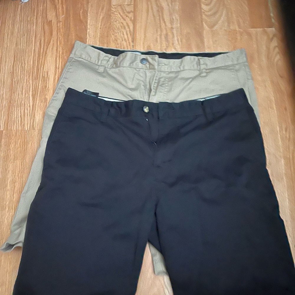 Volcom men shorts (lot of two)